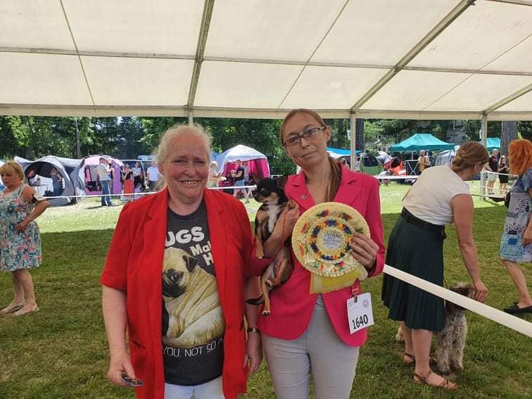 photo by Szymon Paczyski